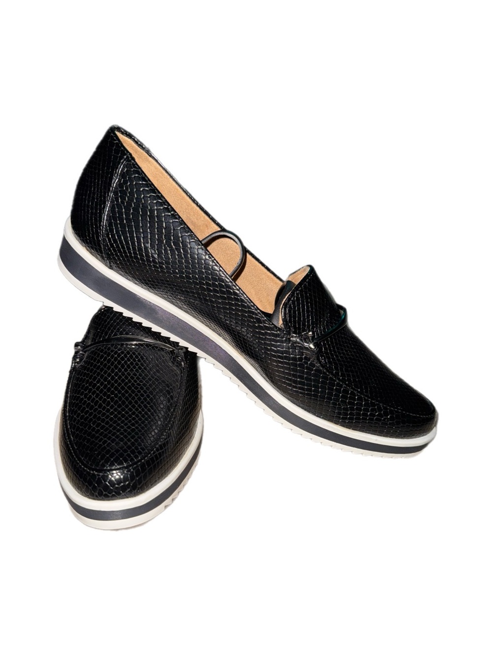 Women’s naturalizer ranger Black Slip-On Loafers - Sleek Everyday Comfort size 9